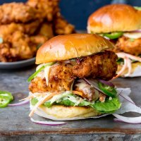 NIGHTER SPECIAL CRISPY CHICKEN BURGER